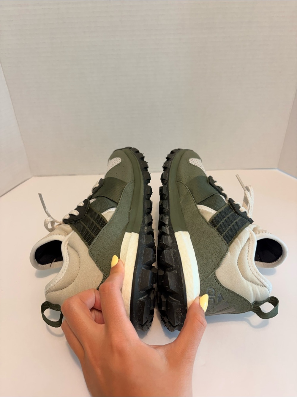 Adidas Response Trail Boost Green white mens 7 ladies 9 - Picture 4 of 6